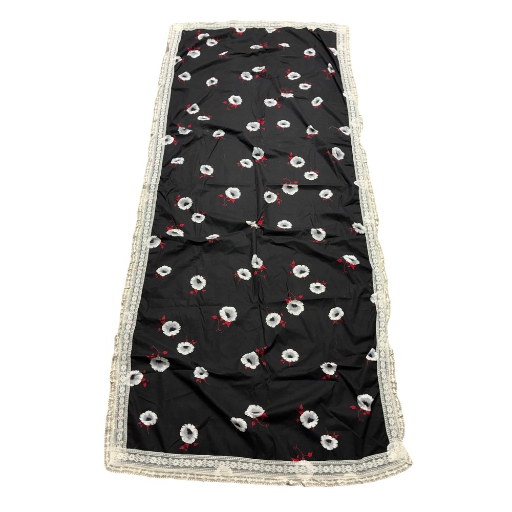 Table Cloth Black‎ Floral Crochet Lace Trim Handmade White Poppy Flowers 96x46"